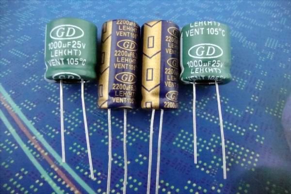 高頻低阻抗電解電容1000UF10V  8X11