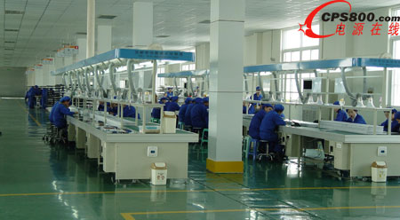 光伏產(chǎn)業(yè)迎來“寒冬” 國內(nèi)50多家太陽能企業(yè)倒閉