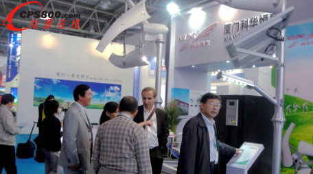 國內(nèi)外參觀者都對NHEOLIS風機表現(xiàn)出極大興趣