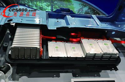 蓄電池行業飽受爭議 需求量穩定增長