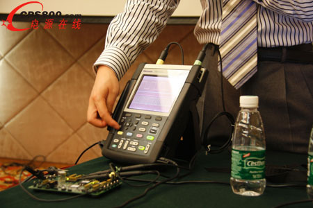 泰克推出手持示波器新品THS3000 采樣率高達5GS/s