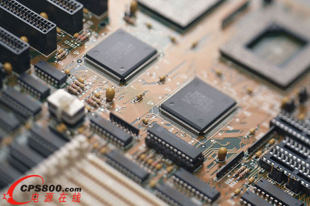 突破關(guān)鍵技術(shù)  我國電子器件產(chǎn)業(yè)加快創(chuàng)新步伐