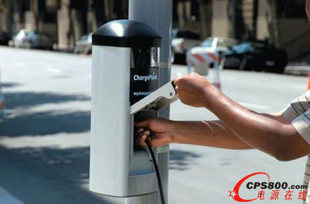 國內首個充電接口標準的出臺  促進充電站建設進入快車道