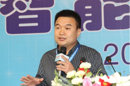 中達電通高級產品經理李南正在介紹臺達InfraSuite數據中心解決方案