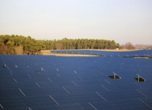 世界上最大的CIS薄膜太陽能發電廠在德國并網