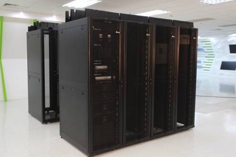 臺(tái)達(dá)靈動(dòng)小機(jī)房解決方案