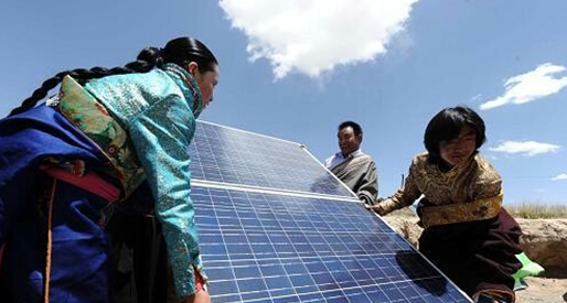 三峽集團支持青海7000戶牧民家庭用上光伏電源