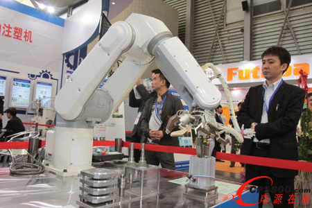 集結全球橡塑尖端技術  助電子制造行業自動化生產