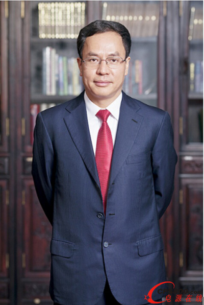 漢能控股集團董事局主席兼首席執行官李河君