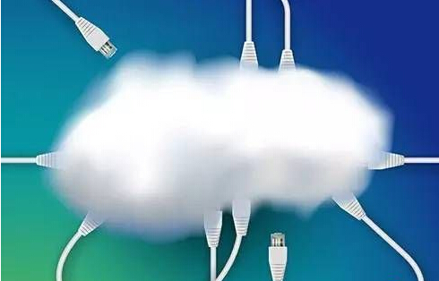 互聯(lián)網(wǎng)變革的十字路口 數(shù)據(jù)中心面臨混合云轉型