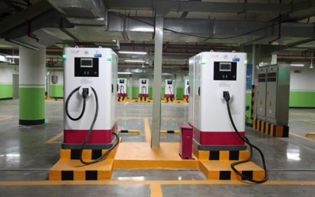 上海交投大型充電站